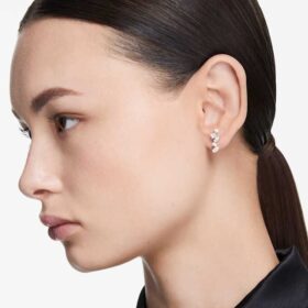 Náušnice Galaxy Ear Cuffs s laboratorně vypěstovanými diamanty o celkové hmotnosti 1,25 karátu, různé tvary, 14karátové bílé zlato