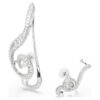 Náušnice s klipem Ariana Grande X Swarovski, asymetrický design, křišťálová perla, briliantový brus, bílé, pokovené rhodiem Náušnice s klipem Ariana Grande X Swarovski, asymetrický design, křišťálová perla, briliantový brus, bílé, pokovené rhodiem