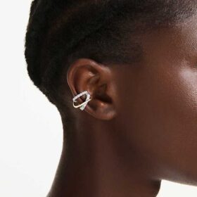 Náušnice typu „Ear Cuffs“ Hyperbola s různými briliantovými brusi, bílé, povrchová úprava z kombinace kovů Náušnice typu „Ear Cuffs“ Hyperbola s různými briliantovými brusi, bílé, povrchová úprava z kombinace kovů