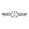Prsten Eternity Solitaire s laboratorně vypěstovanými diamanty o celkové hmotnosti 0,7 karátu, kulatý tvar, 14karátové bílé zlato Prsten Eternity Solitaire s laboratorně vypěstovanými diamanty o celkové hmotnosti 0,7 karátu, kulatý tvar, 14karátové bílé zlato