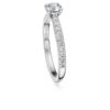 Prsten Eternity Solitaire s laboratorně vypěstovanými diamanty o celkové hmotnosti 0,7 karátu, kulatý tvar, 14karátové bílé zlato Prsten Eternity Solitaire s laboratorně vypěstovanými diamanty o celkové hmotnosti 0,7 karátu, kulatý tvar, 14karátové bílé zlato