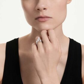 Prsten Galaxy Bypass s laboratorně vypěstovanými diamanty o celkové hmotnosti 1,25 karátu, různé tvary, 14karátové bílé zlato Prsten Galaxy Bypass s laboratorně vypěstovanými diamanty o celkové hmotnosti 1,25 karátu, různé tvary, 14karátové bílé zlato