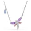 Přívěsek Ariana Grande X Swarovski s různými briliantovými výbrusy, vážka, vícebarevný, pokovený rhodiem Přívěsek Ariana Grande X Swarovski s různými briliantovými výbrusy, vážka, vícebarevný, pokovený rhodiem